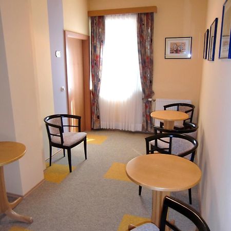 Bed and Breakfast Wohnen Beim Baecker Weinberger Іббс-ан-дер-Донау Екстер'єр фото