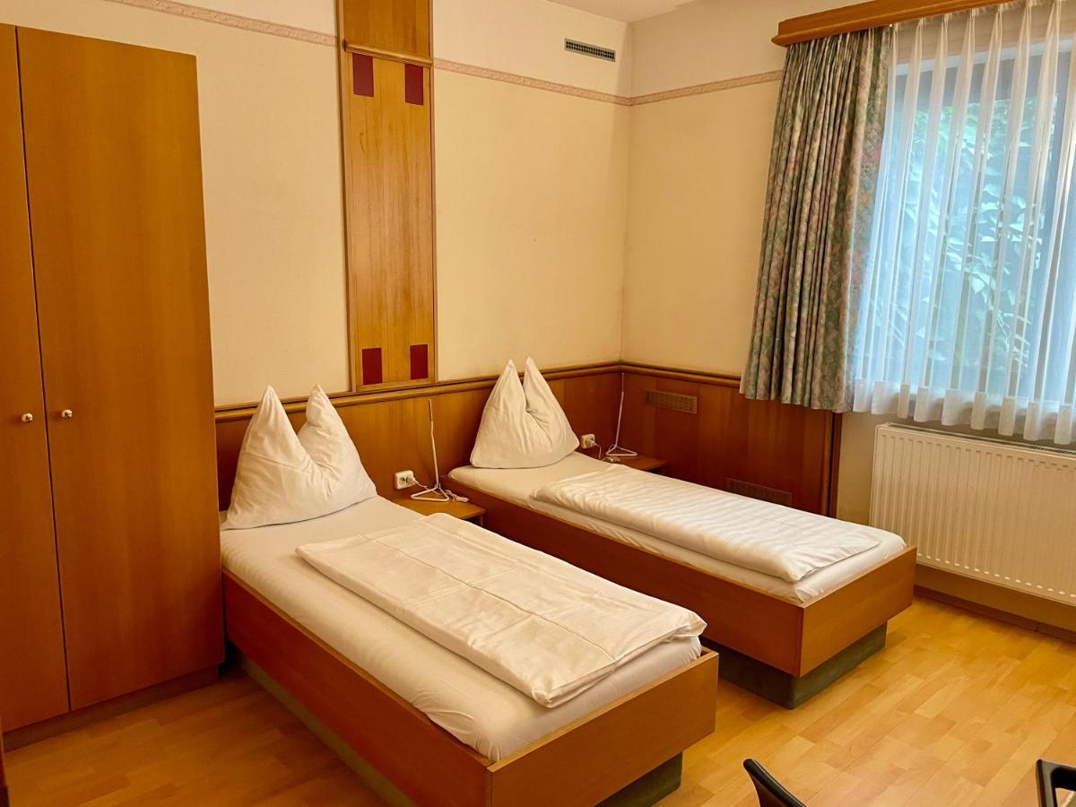 Bed and Breakfast Wohnen Beim Baecker Weinberger Іббс-ан-дер-Донау Екстер'єр фото